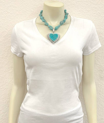 732290, 17" Handmade Heart Turquoise Necklace