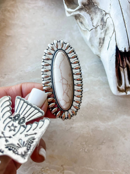 Western Oversized Oval Stone Ring - Chic Meadow Boutique 