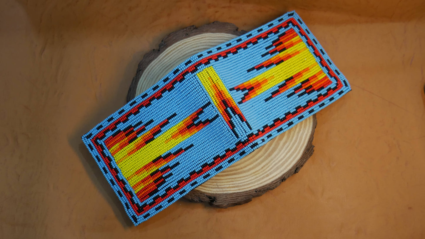 Handmade Beaded Wallet with intricate Beadwork Bifold Wallet 2