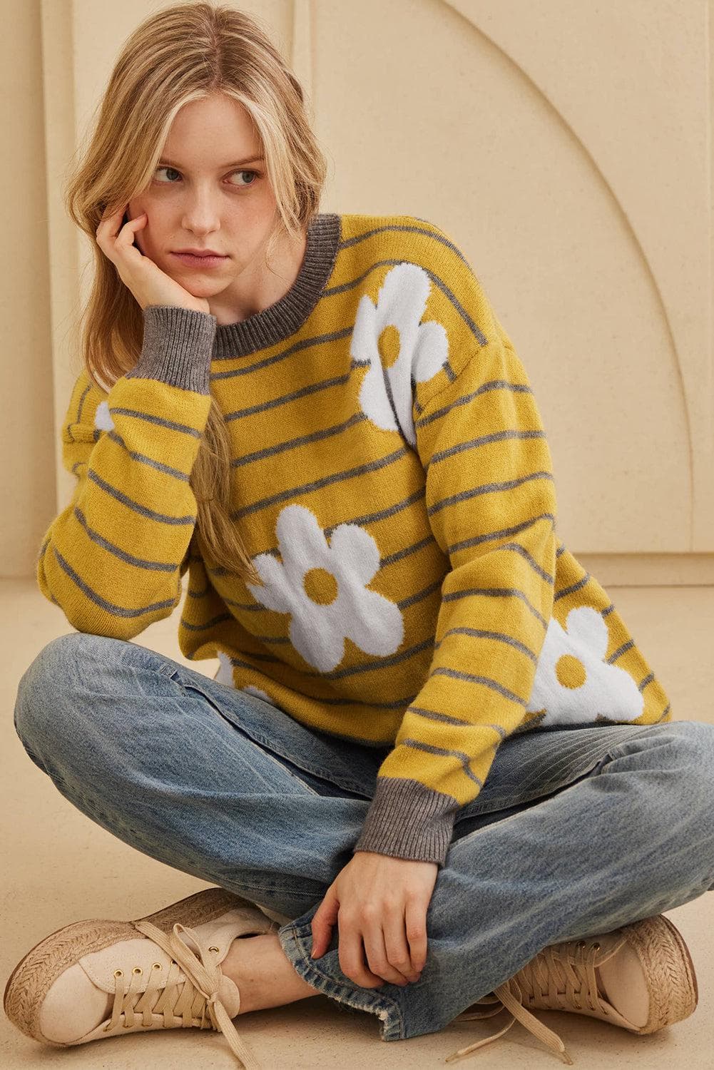 Sweaters & Cardigans/Sweaters Yellow Stripe Daisy Floral Knitted Round Neck Sweater