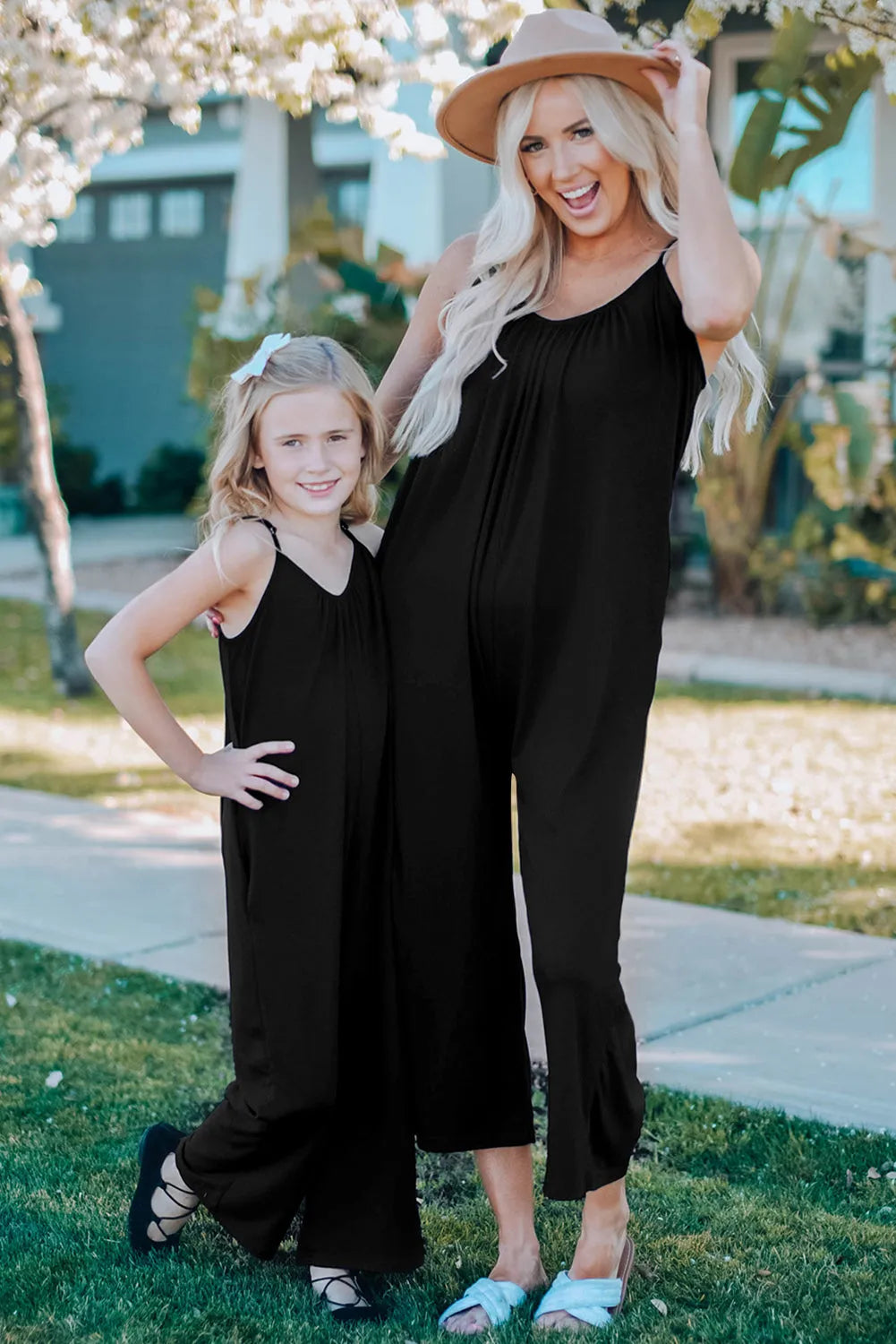 Black Spaghetti Straps Wide Leg Pocketed Jumpsuits - Chic Meadow Boutique 