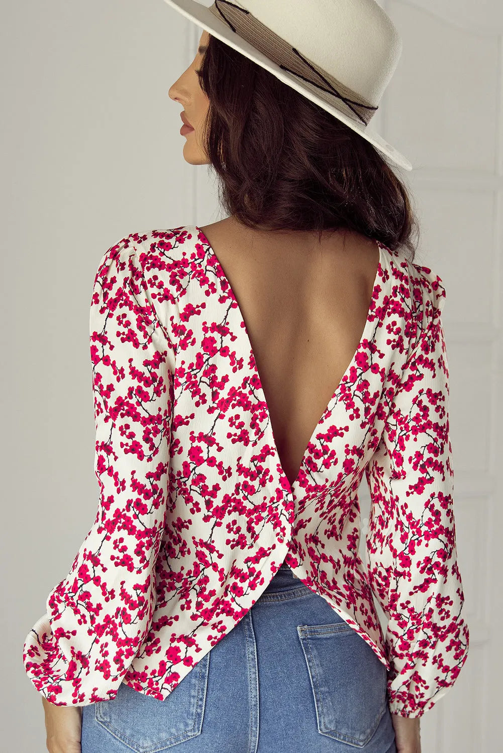 Red Floral Print Long Sleeve Open Back Blouse - Chic Meadow Boutique 