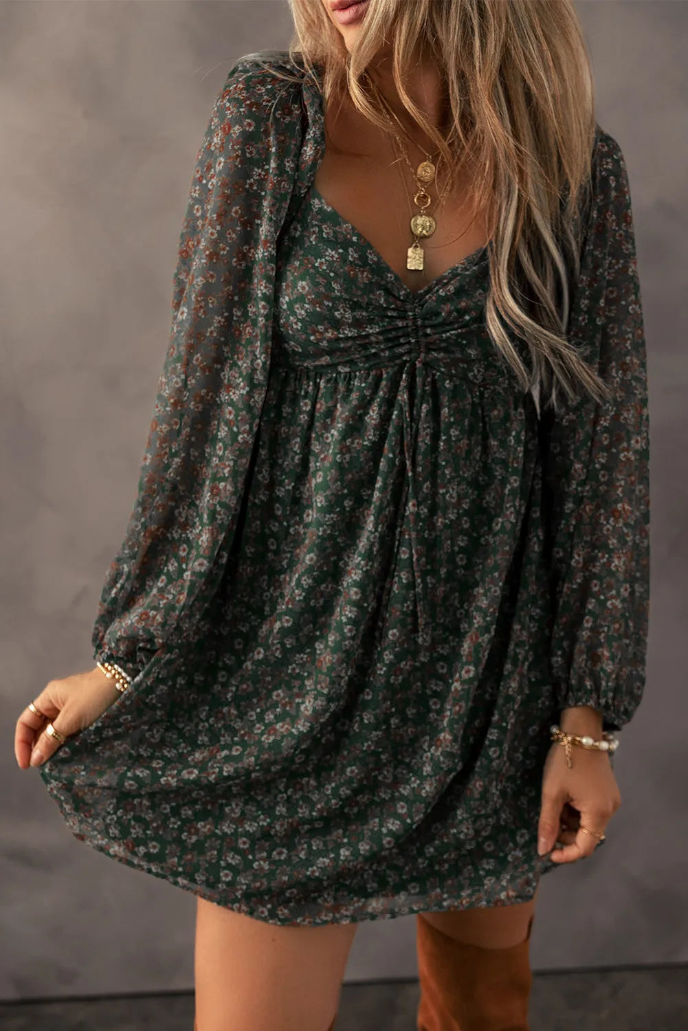 Green Floral Print Sweetheart Neck Shirred Back Mini Dress - Chic Meadow Boutique 