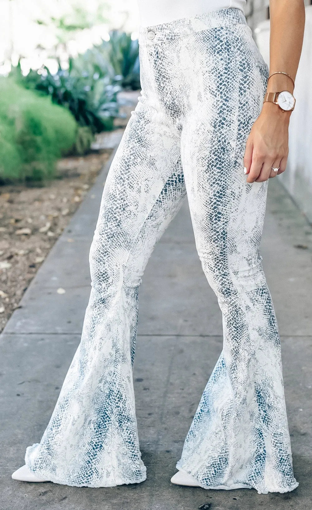 White Western Fashion High Waist Snakeskin Print Flare Pants - Chic Meadow Boutique 