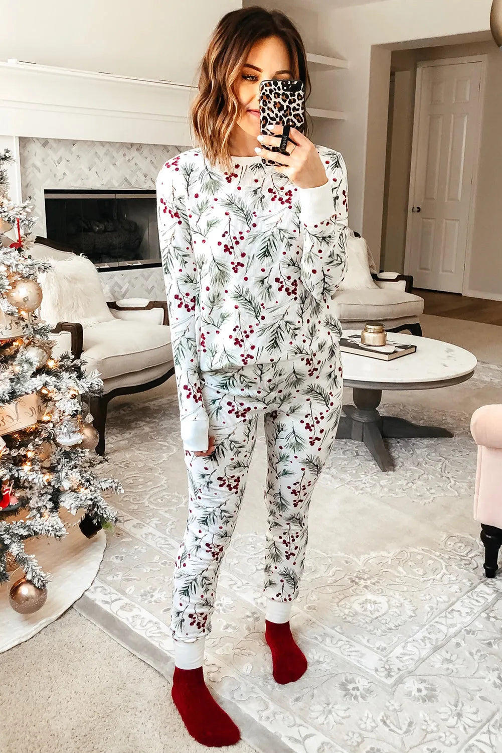 White Holly Print Thermal Pullover Pants Lounge Set - Chic Meadow Boutique 