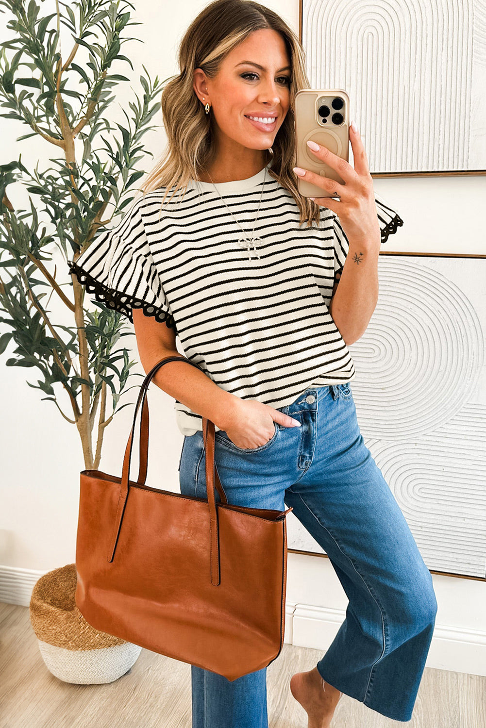 Black Stripe Scallop Lace Trim Ruffle Short Sleeves Crewneck Top