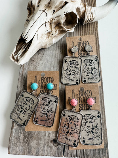 Western Queen Dolly Engraved Stud Earrings
