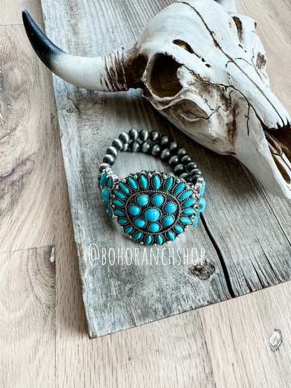 Western Concho Stretch Bracelet: TURQUOISE - Chic Meadow Boutique 