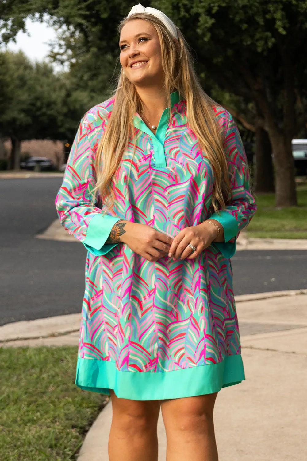 Green Plus Size Palm Pattern Long Sleeve Shift Dress - Chic Meadow Boutique 