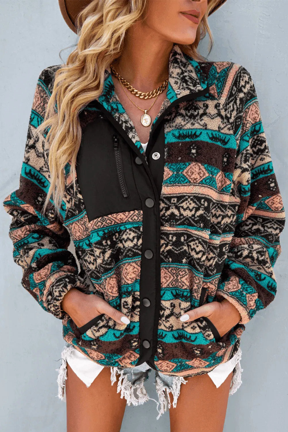 Black Western Colorblock Snap Buttoned Sherpa Jacket - Chic Meadow Boutique 