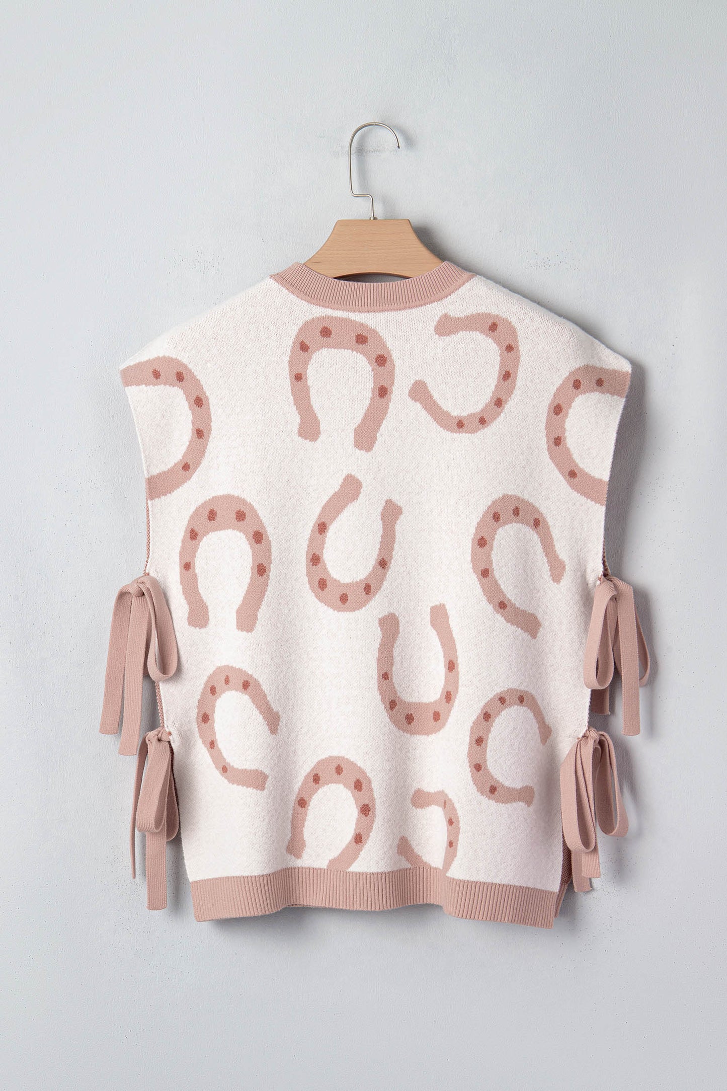Beige Horse Shoe Western Print Tied Side Cap Sleeve Knitted T Shirt