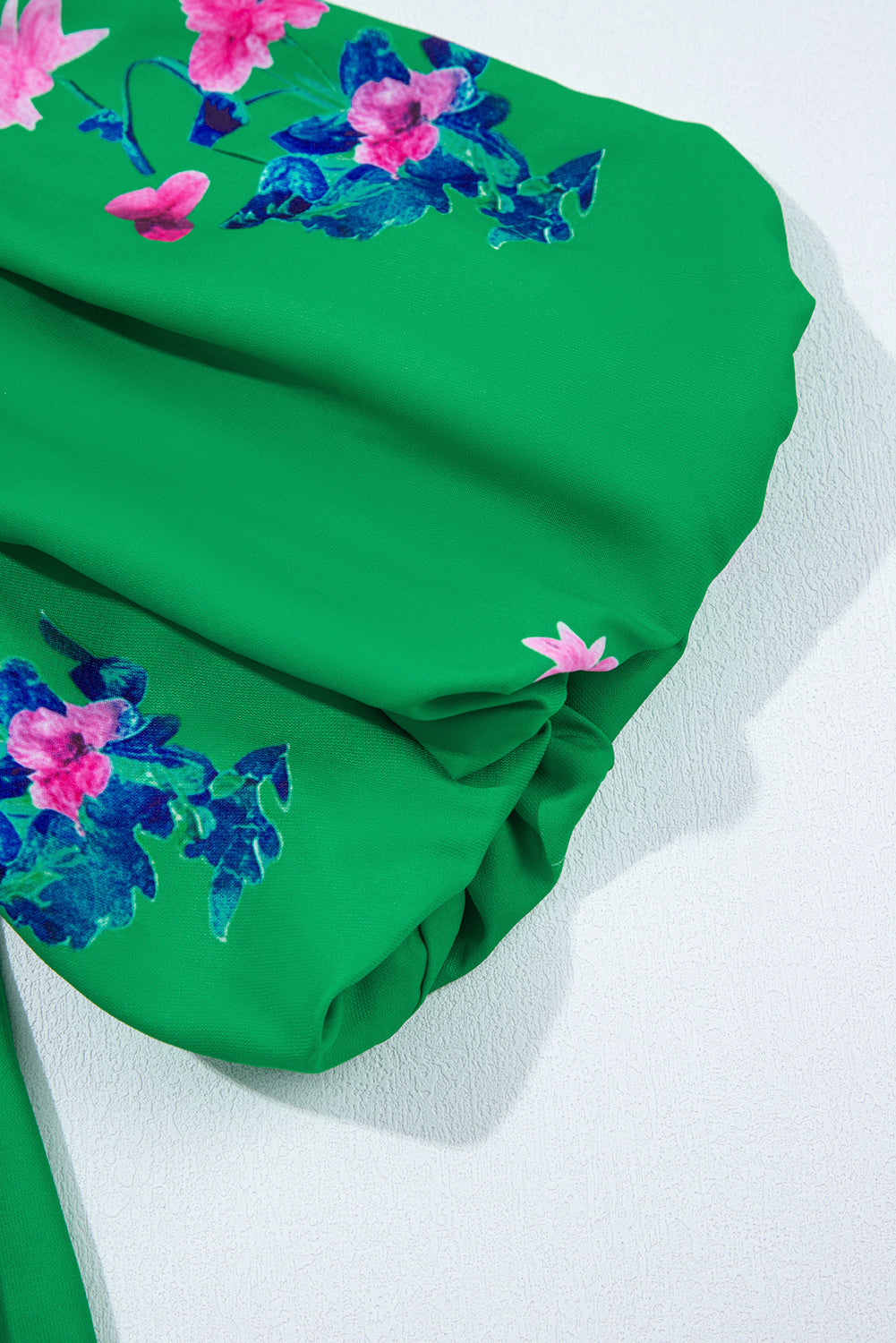 Green Floral Detail Tie Split Neck Short Sleeve Blouse