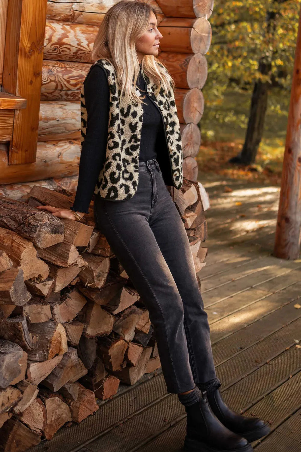 Black Leopard Print Sherpa Vest Coat - Chic Meadow Boutique 