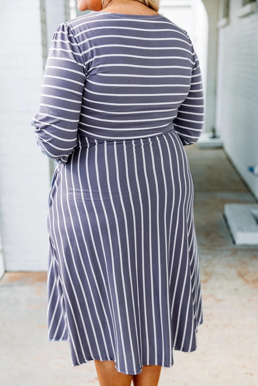 Plus Size/Plus Size Dresses/Plus Size Midi Dresses Gray Striped Tie Waist 3/4 Sleeve Plus Size Dress