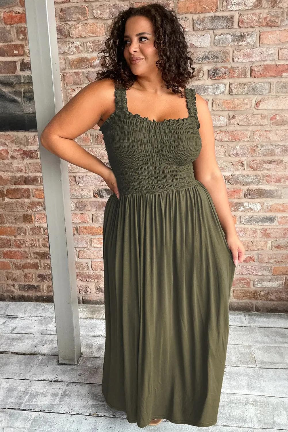 Plus Size/Plus Size Dresses/Plus Size Maxi Dresses Jungle Green Shirred Bust Sleeveless Plus Size Maxi Dress