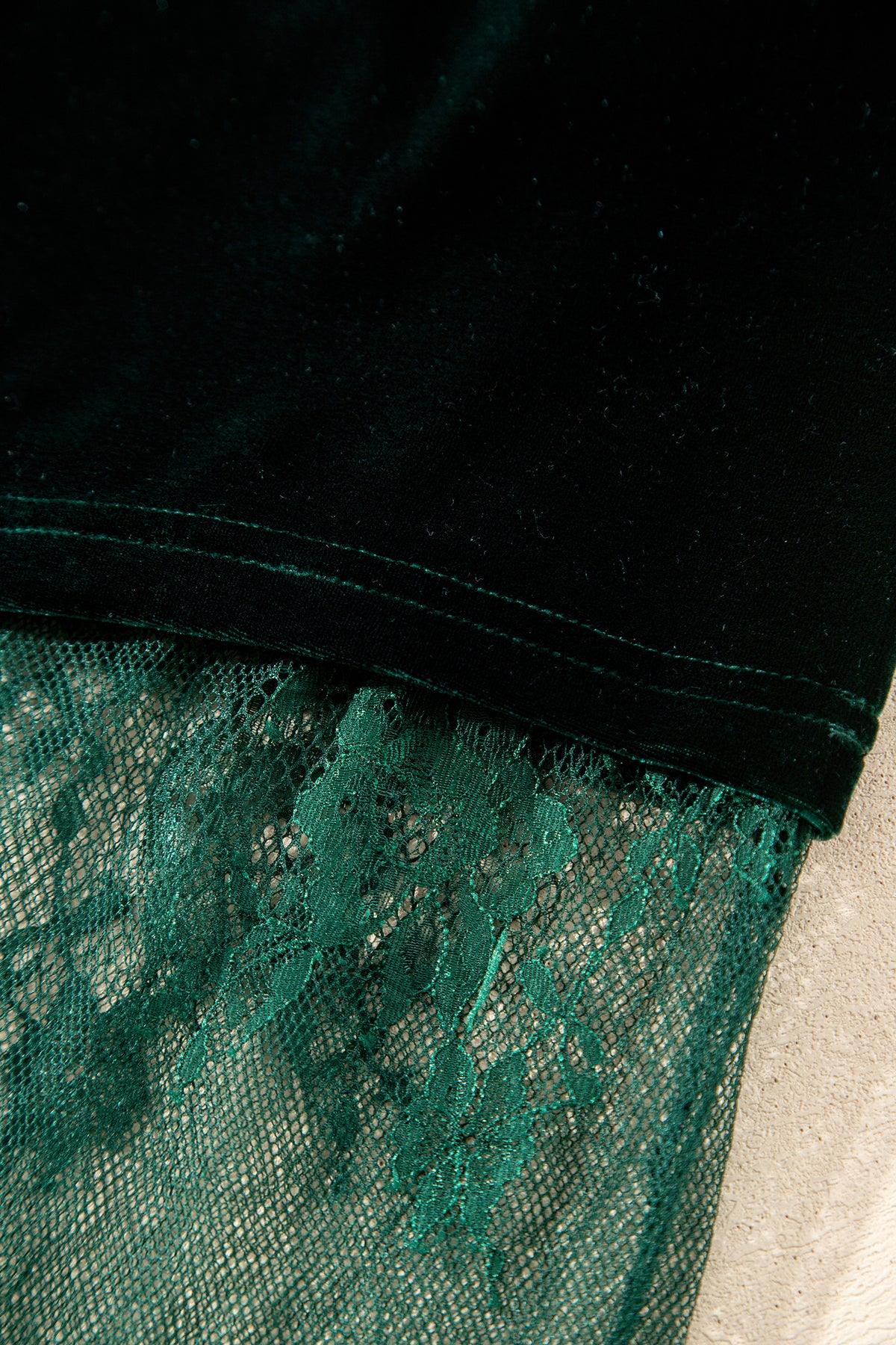 Blackish Green Velvet Long Sleeve Lace Splicing Hem Shift Maxi Dress