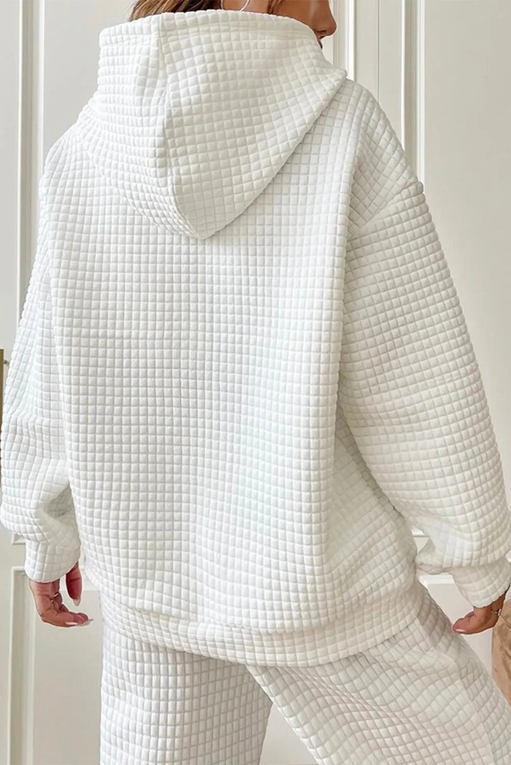 White Quilted Kangaroo Pocket Drawstring Hoodie - Chic Meadow Boutique 