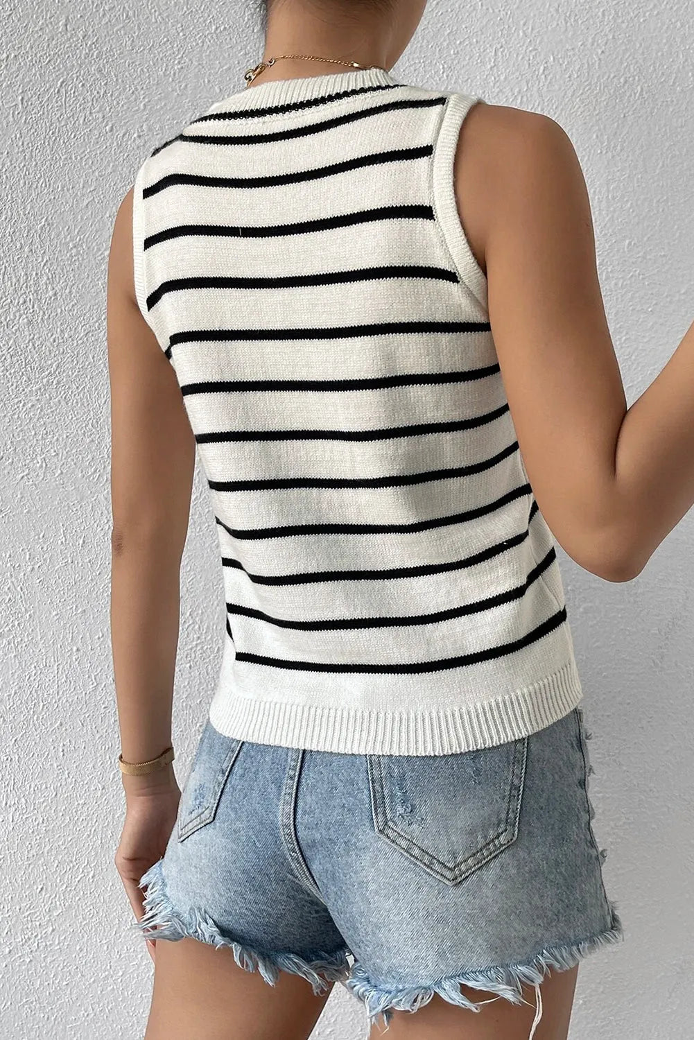 White Striped Round Neck Sweater Vest - Chic Meadow Boutique 