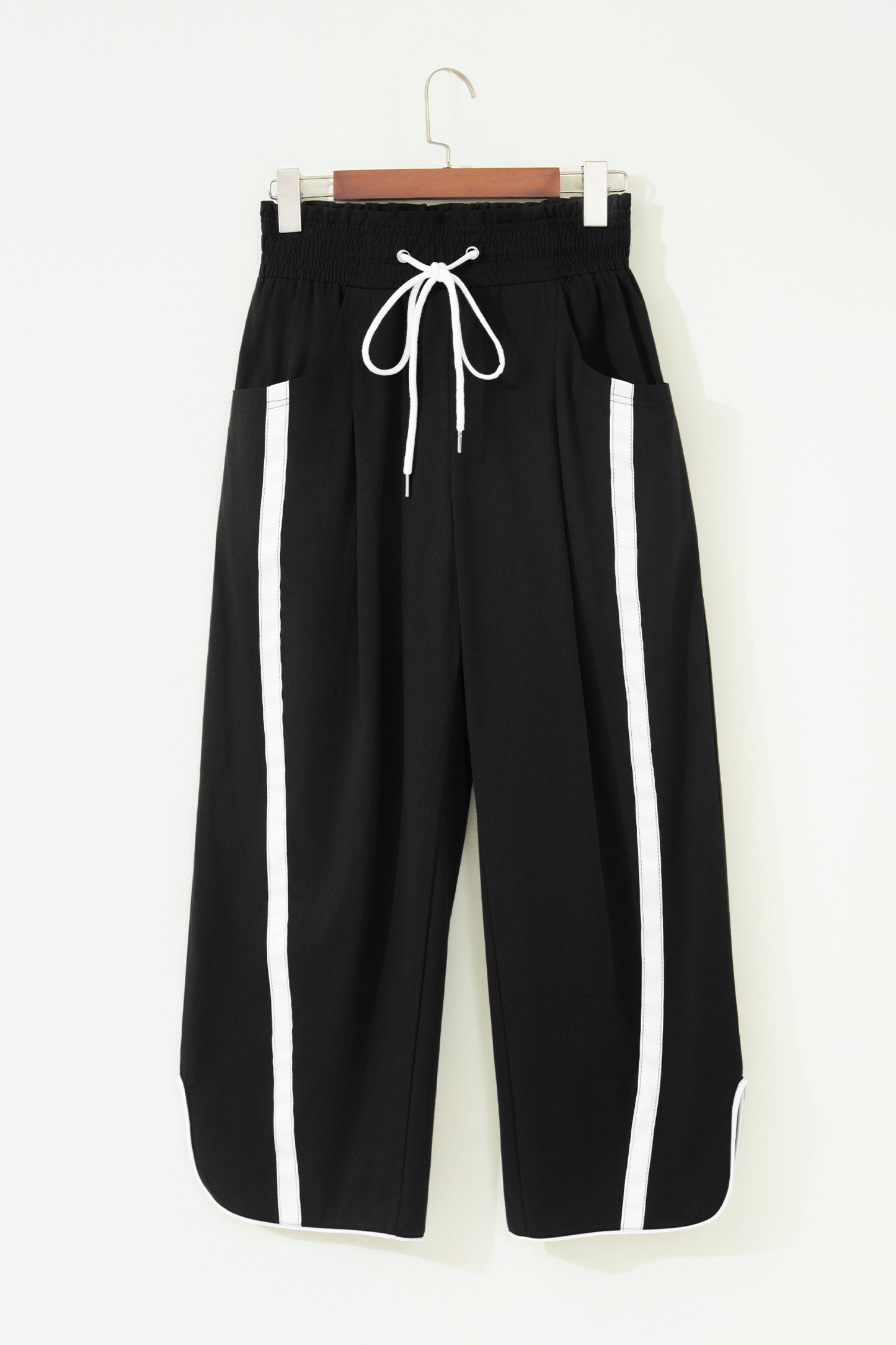 Black Contrast Striped Smocked Waist Drawstring Cropped Casual Pants