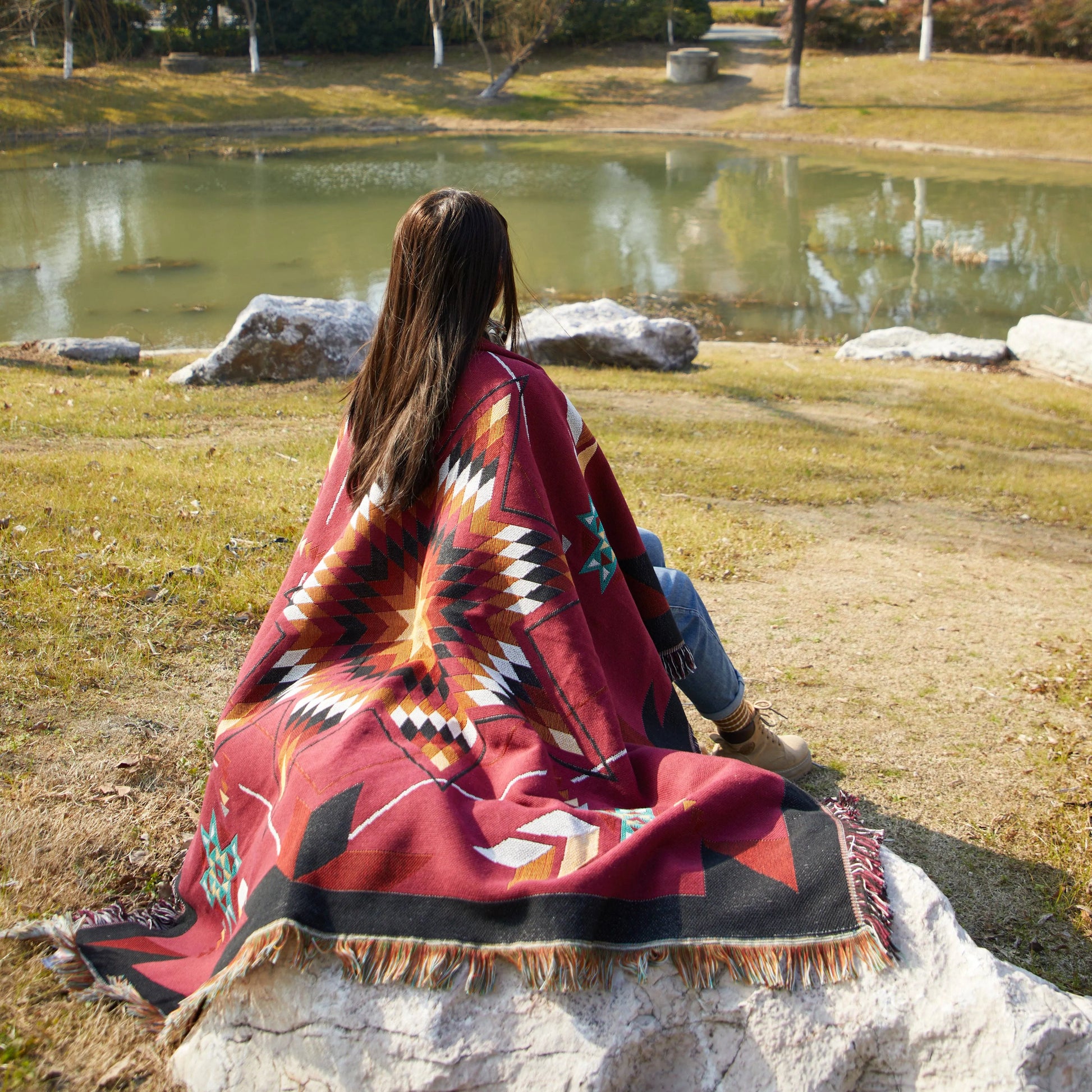 Woven Indigenous Star Throw - Burgundy - Chic Meadow Boutique 