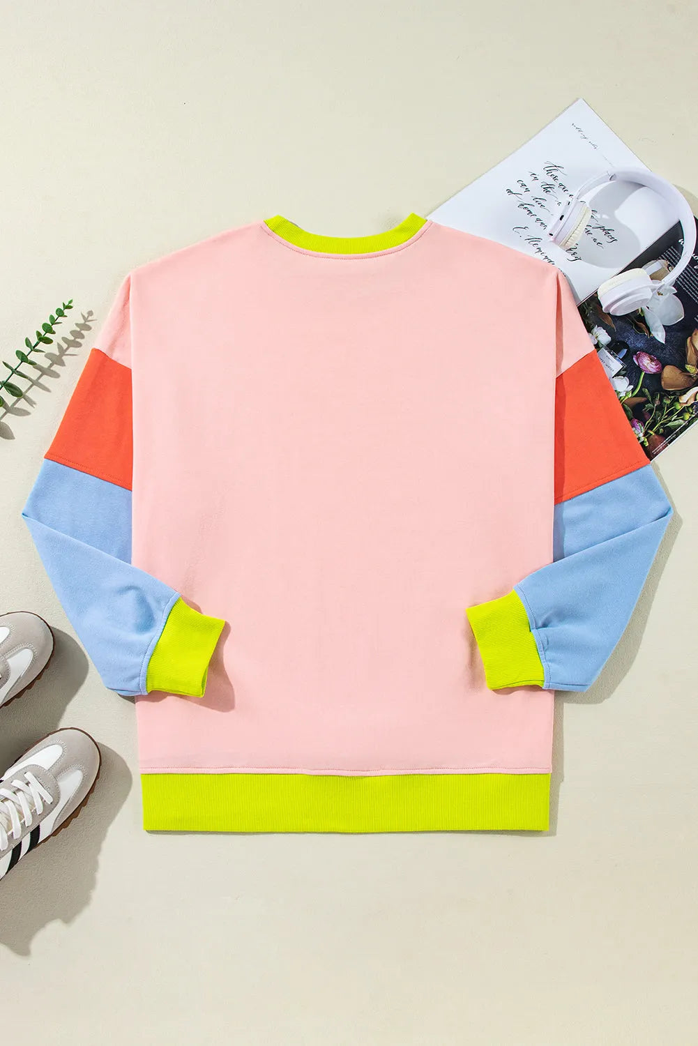 Light Pink Plus Size Colorblock Patchwork Crew Neck Sweatshirt - Chic Meadow Boutique 