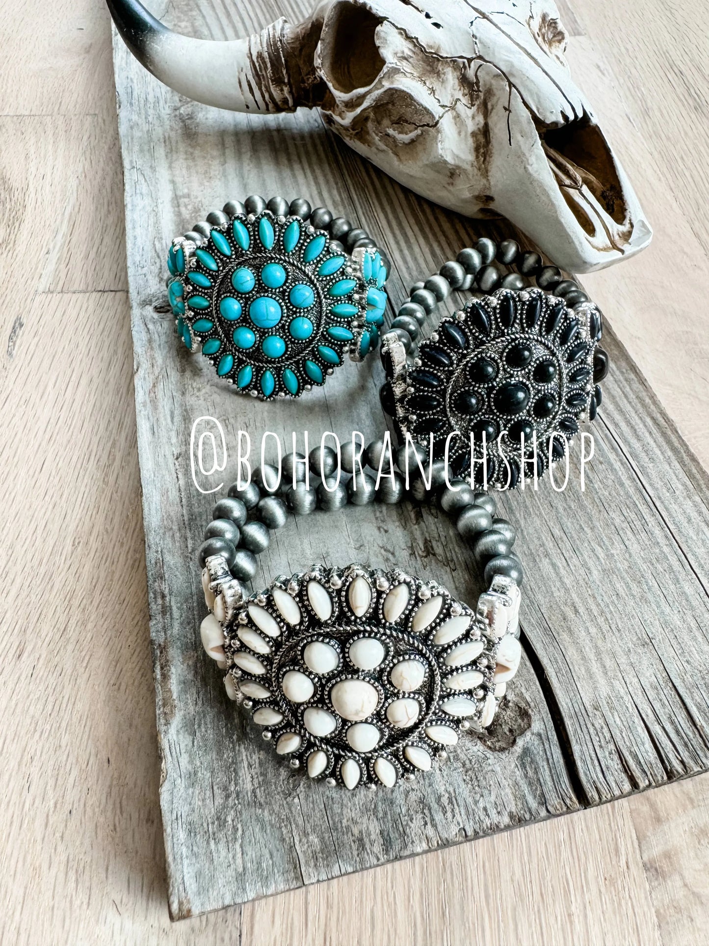 Western Concho Stretch Bracelet: TURQUOISE - Chic Meadow Boutique 