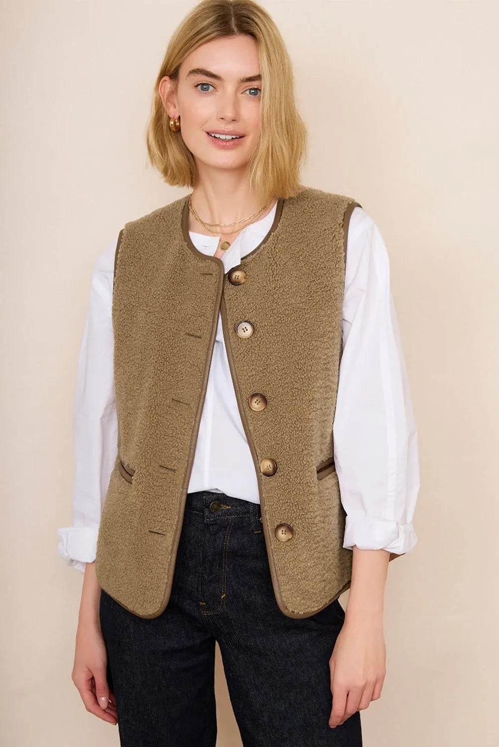 Camel Leather Contrast Side Pockets Buttoned Fleece Vest - Chic Meadow Boutique 